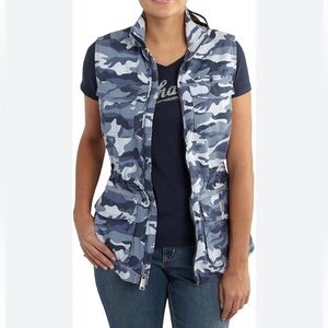 Camouflage woman’s Carhartt Vest